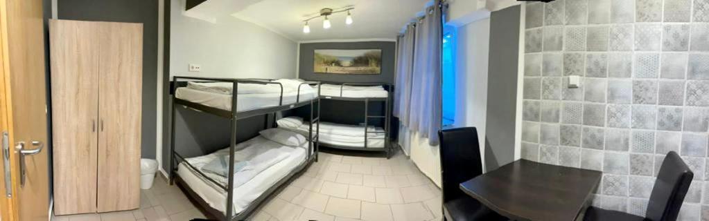 Hotel Moji Koeln Sieversstrasse Ngoại thất bức ảnh