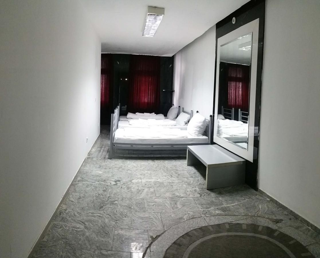 Hotel Moji Koeln Sieversstrasse Ngoại thất bức ảnh
