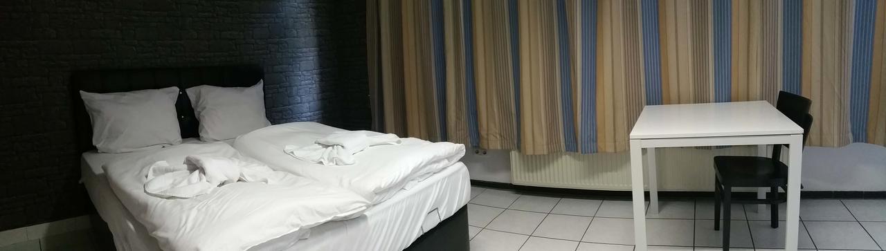 Hotel Moji Koeln Sieversstrasse Ngoại thất bức ảnh